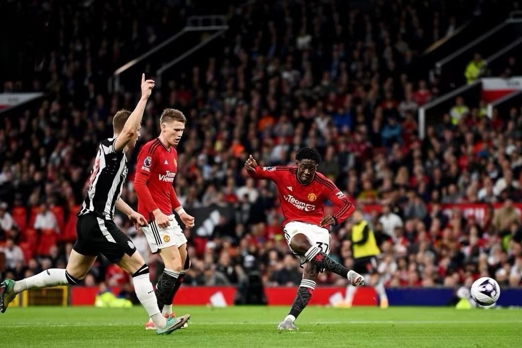 华体会网址-曼城轻取阿森纳,阿扎尔乌龙送礼欧联杯的简单介绍  第2张 华体会网址-曼城轻取阿森纳,阿扎尔乌龙送礼欧联杯的简单介绍  第2张