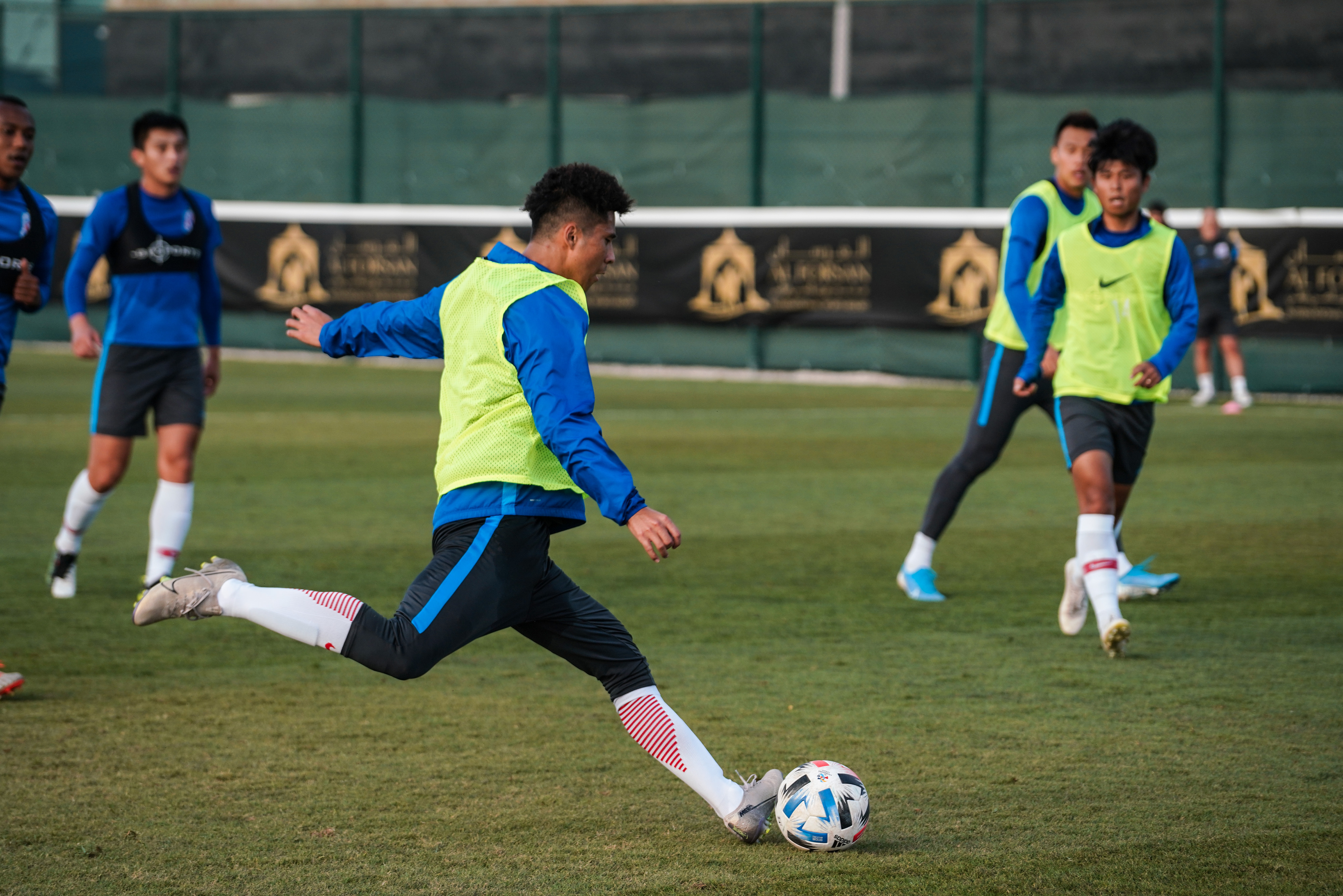 华体会登陆-大罗巅峰时刻助力球队冲刺胜利  第2张 华体会登陆-大罗巅峰时刻助力球队冲刺胜利  第2张