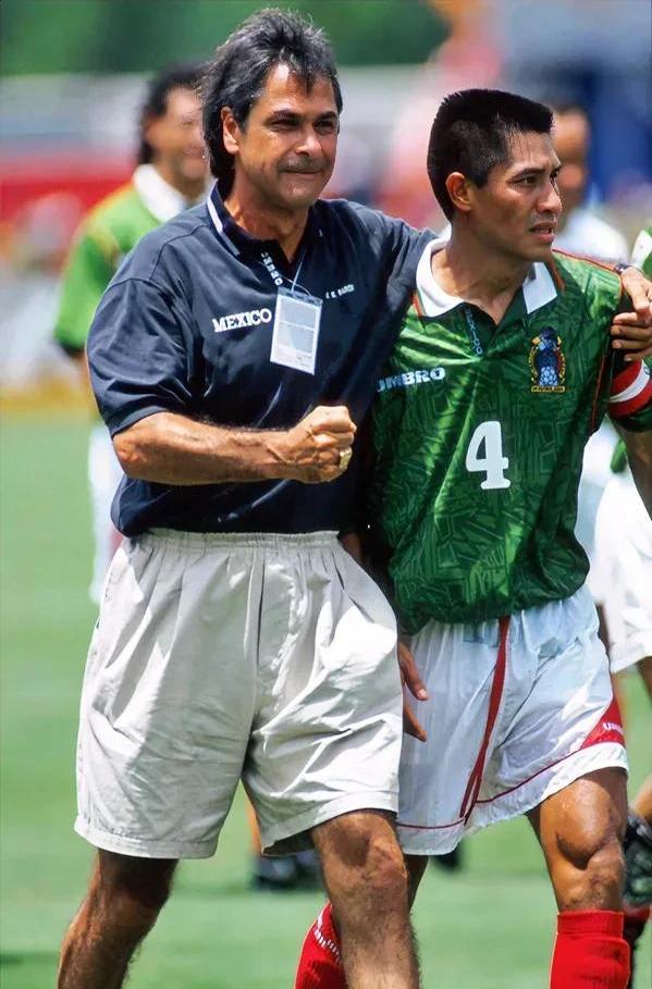 华体会体育-墨西哥足球队员全力奋战,遗憾战败对手的简单介绍  第2张 华体会体育-墨西哥足球队员全力奋战,遗憾战败对手的简单介绍  第2张